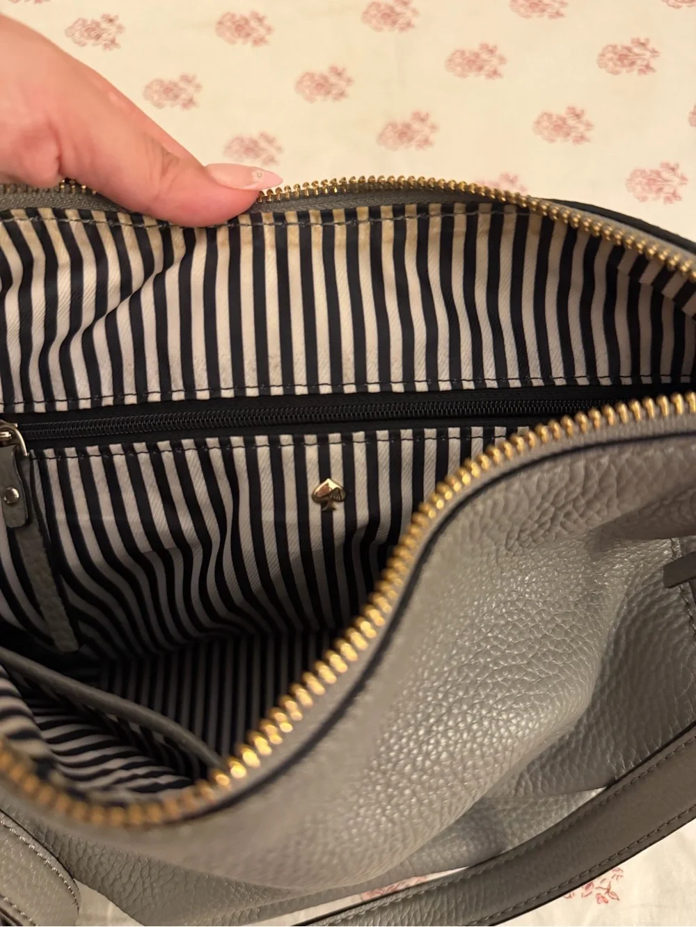 kate spade Pebbled Leather Shoulder Bag in Gray
